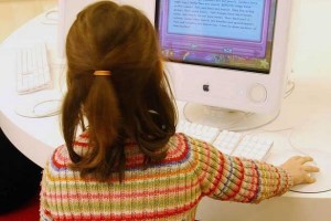 Канада: уроки конфіденційності в Інтернеті у школах Квебеку