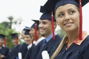 Половина випускників вузів вважають, що в Україні немає жодного гідного університету