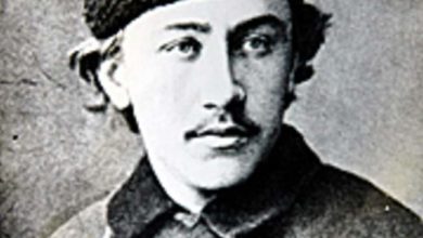 Борис Грінченко народився 9 грудня 1863 р. на хуторі Вільховий Яр на Харківщині