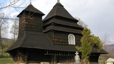 Церква Св. Архистратига Михаїла (1745) в селі Ужок Великоберезнянського району Закарпаття