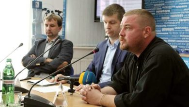 Історик Кирило Галушко (праворуч), автор і координатор сайту "Лікбез. Історичний фронт"