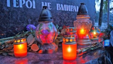 Герої не вмирають - Шкільне життя