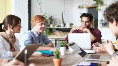Спеціалізовані курси та самостійна практика Business English допоможе швидше досягти бажаного рівня та впевненіше відчувати себе під час роботи, співбесіди, закордонних відряджень тощо